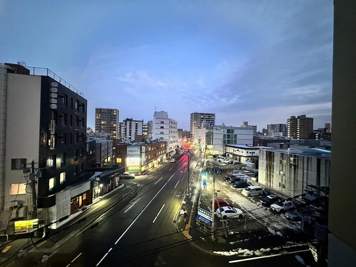 Ams Hiragishi 11 Rm 502 平岸駅から3分 解放感あって明るいお部屋 家族やお友達と 札幌ドームや中心部まで1駅 Apartment Bagian luar foto